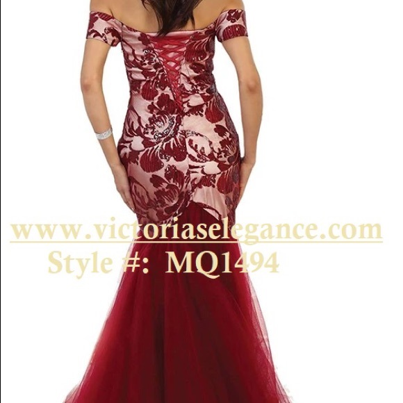 Off Shoulder Mermaid Evening Dress - Picture 7 of 8